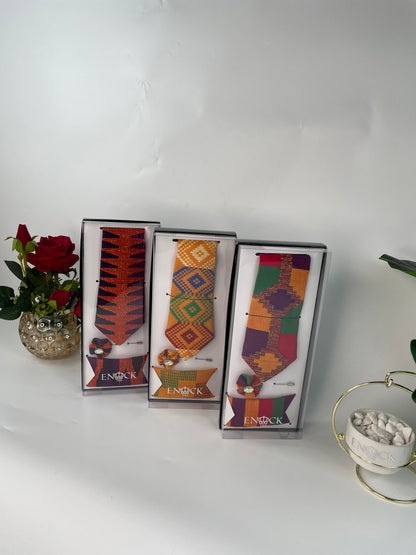 Kente flying set