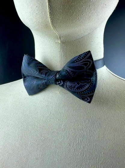 Paisley black Diamond pretied bow